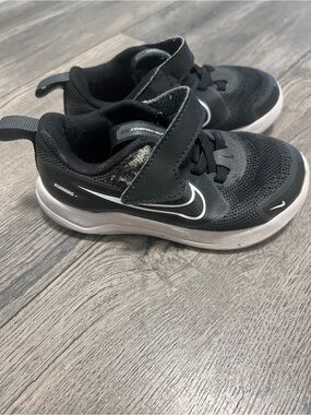 Nike toddler shoes